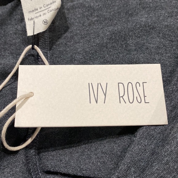 NWT: Ivy Rose | Woman’s 3/4 Sleeve Cowl Neck Top w/Draped Front - Size Medium - Picture 4 of 6